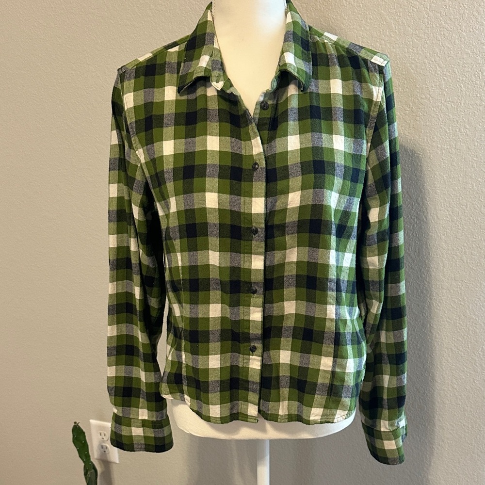 GAP Green and Black Checkered Button Down Shirt